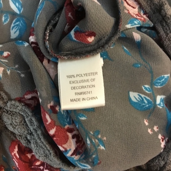 SELF Esteem XL semi sheer floral cami with crochet details - Picture 5 of 12